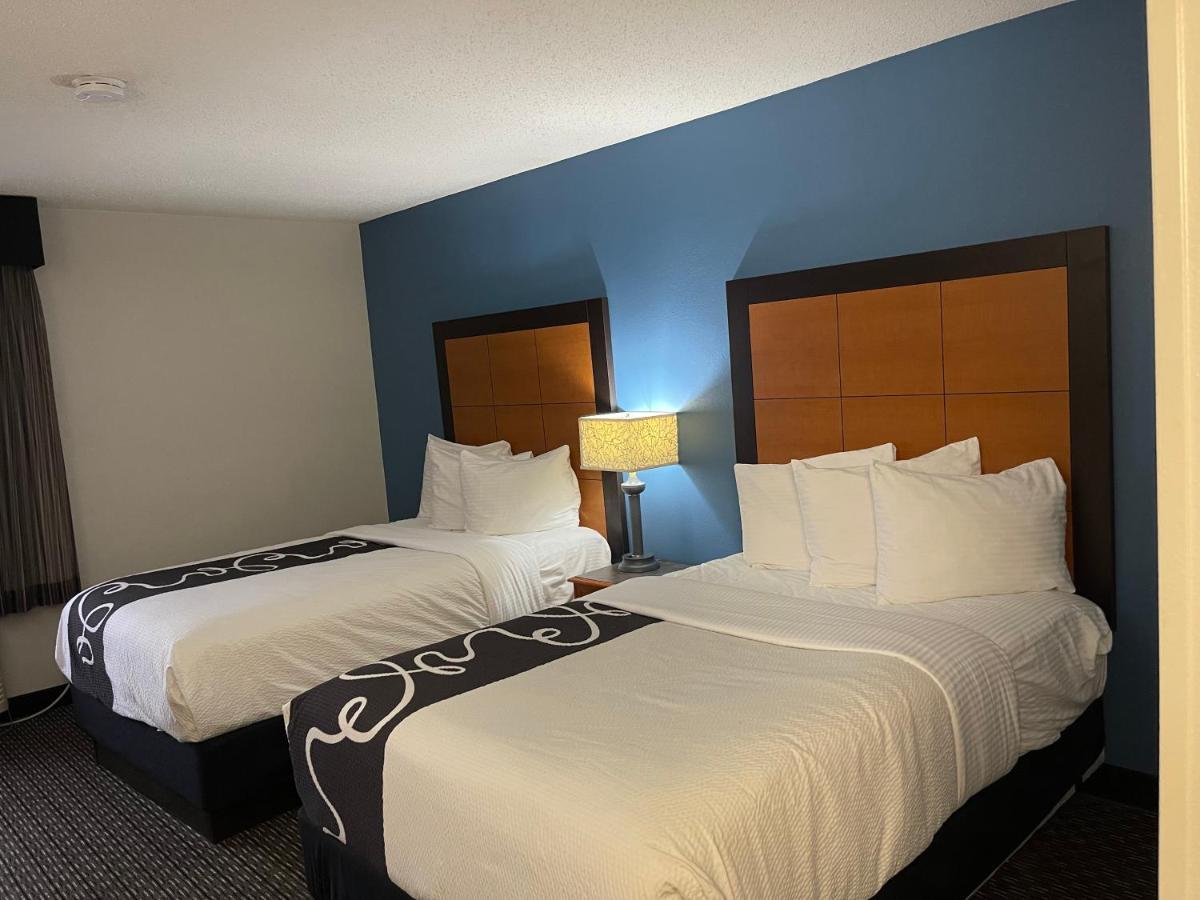 La Quinta By Wyndham Baton Rouge Siegen Lane Hotel Exterior photo